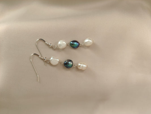 ERPFW016 Organic Luxe- white and dark peacock pearl dangle Earrings with sterling silver