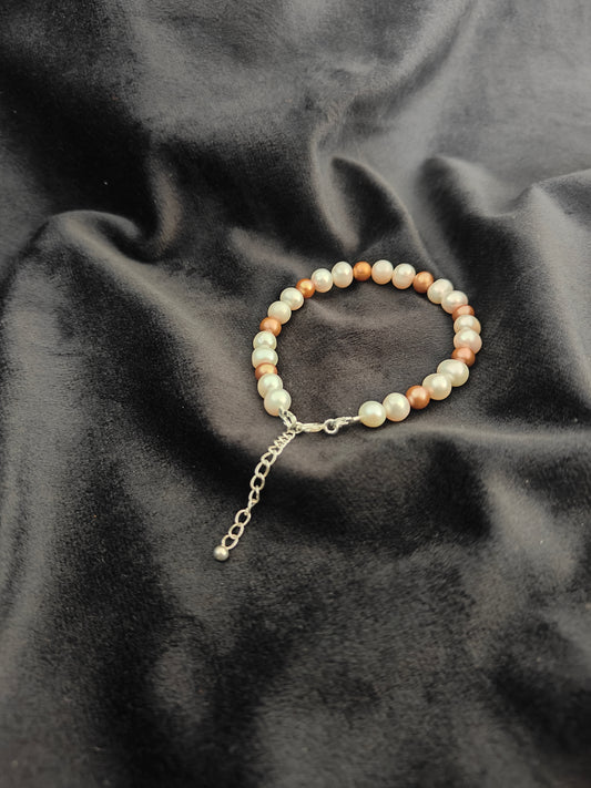 BRPFW008- Boho themed Pearl bracelet with sterling silver 925