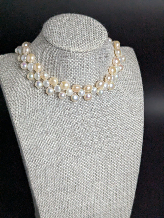 PFW009 Twist of aligance- double strand pearl necklace