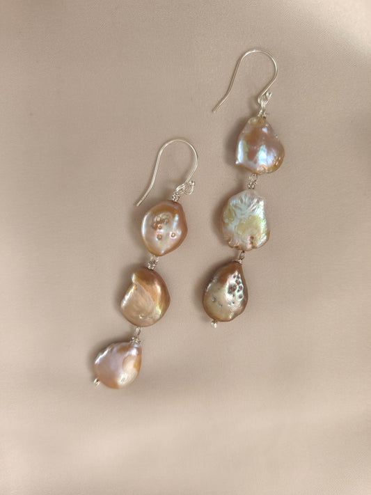 ERPFW007 Golden Glow Baroque Pearl Dangle Earrings