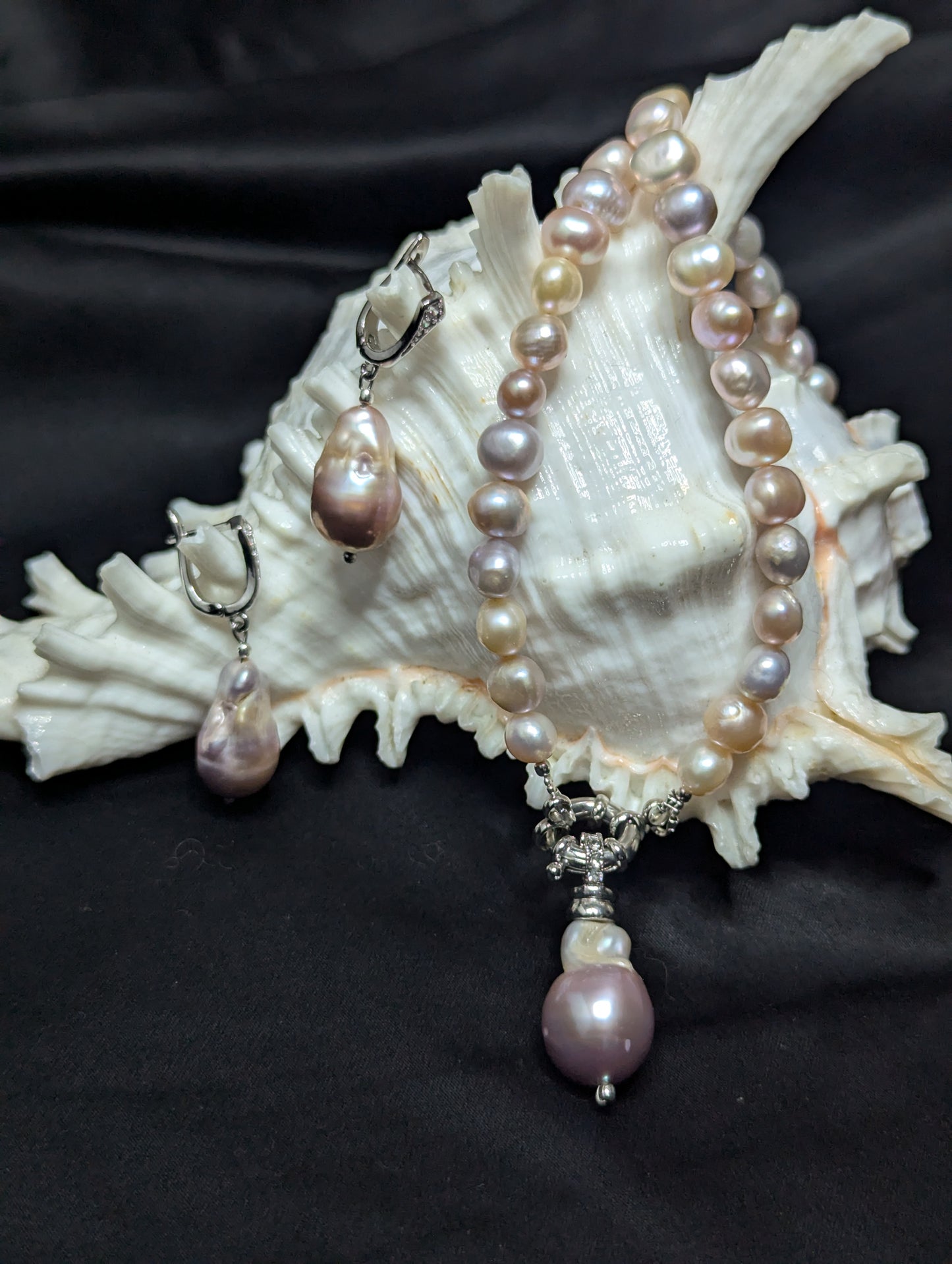 PFW012 Pastel dew- drop baroque  necklace