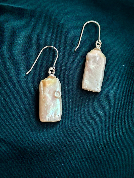 ERPFE010 Ivory Rectangular  Baroque Pearl Earrings