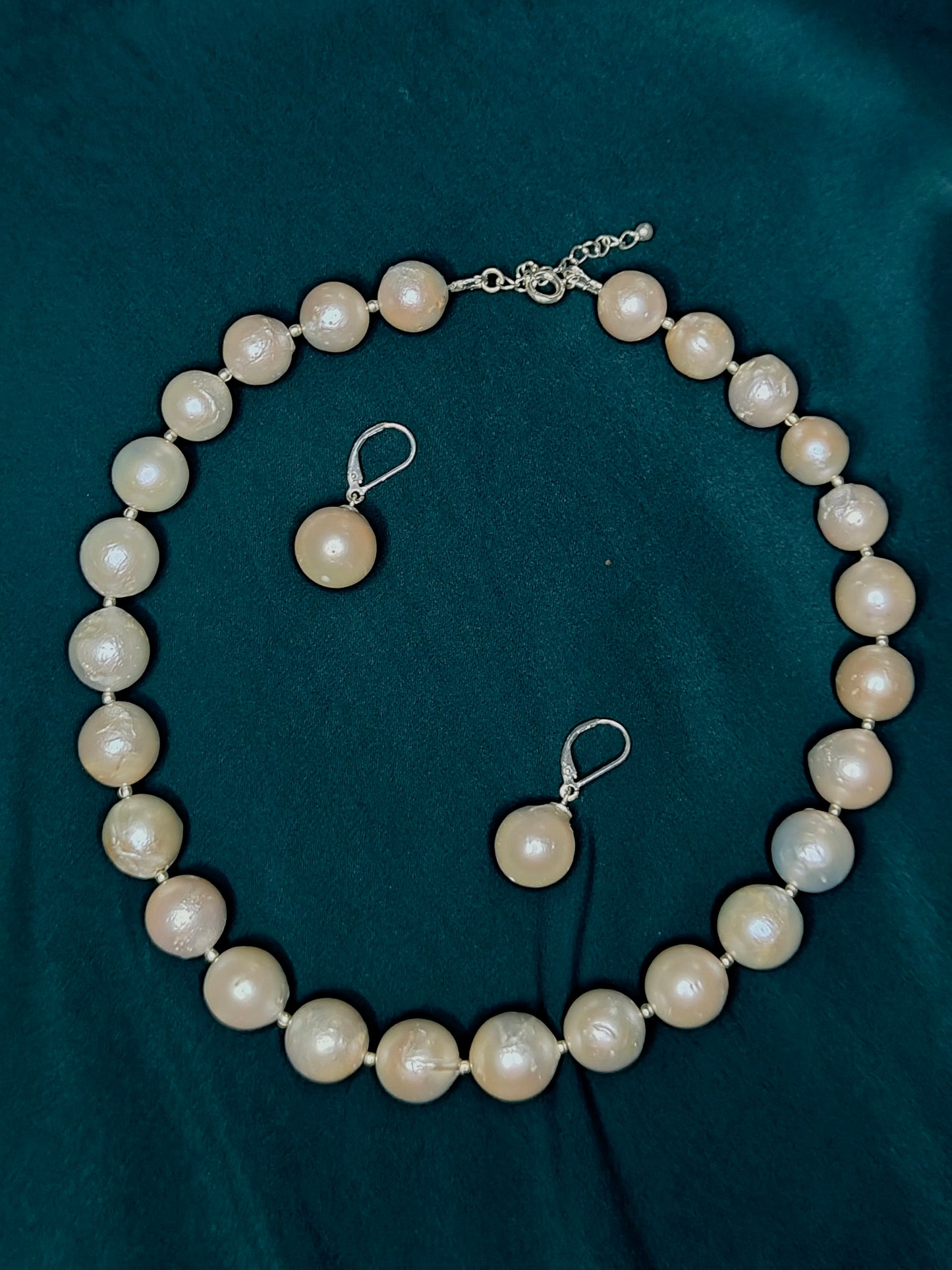PFW025- Classic round pearl necklace with sterling silver beads