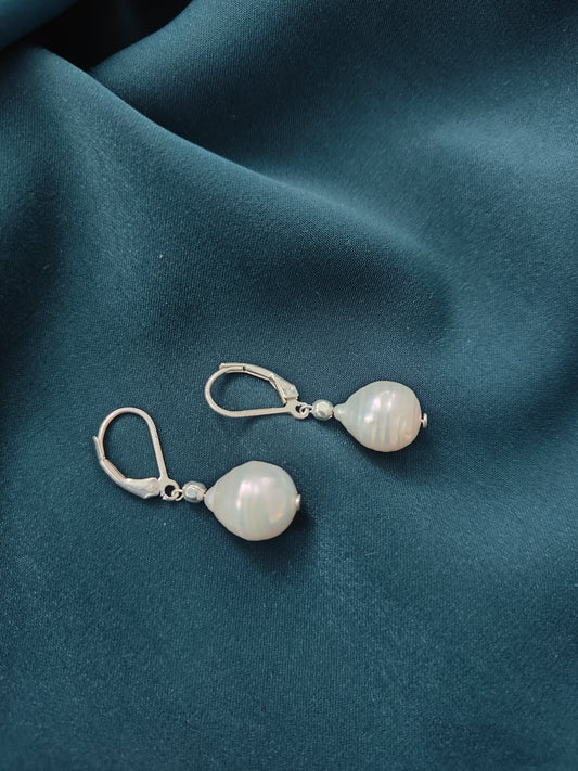 ERPFW008 natural ribbed baroque pearl Earrings in sterling silver