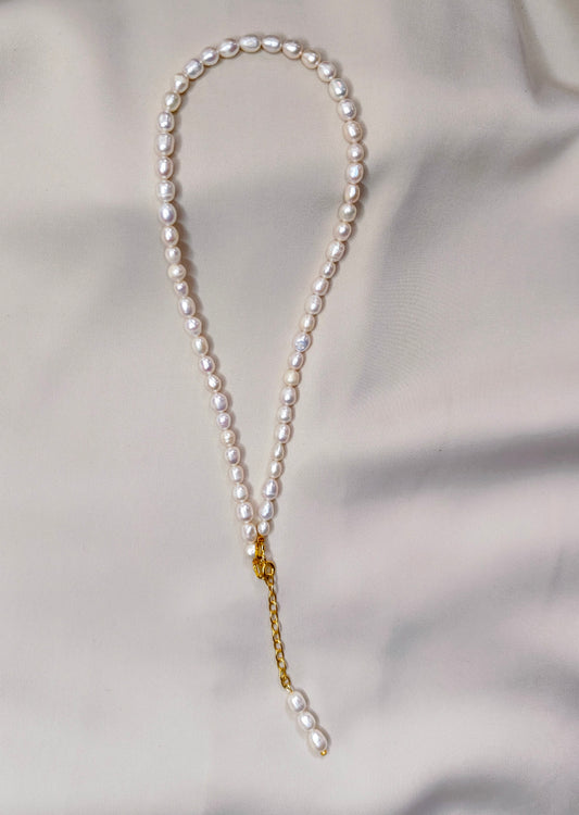 PFW023- Everyday Elara drop Pearl Necklace