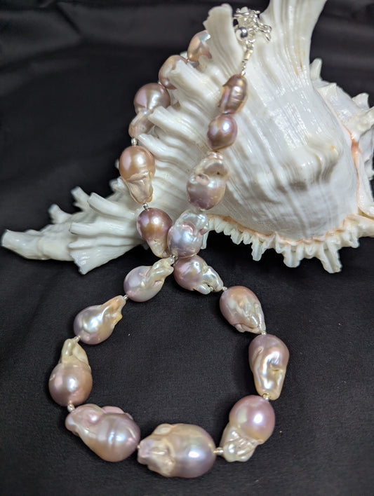 PFW011 Elysian blush- baroque pearl necklace with its natural pink levender tone